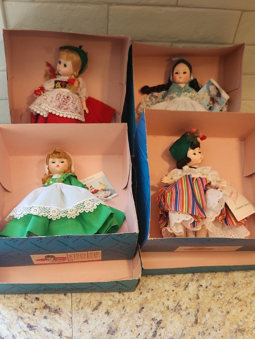 Vintage Madame Alexander Dolls Lot Of 4 Brazil Ireland Switzerland Argentine #2